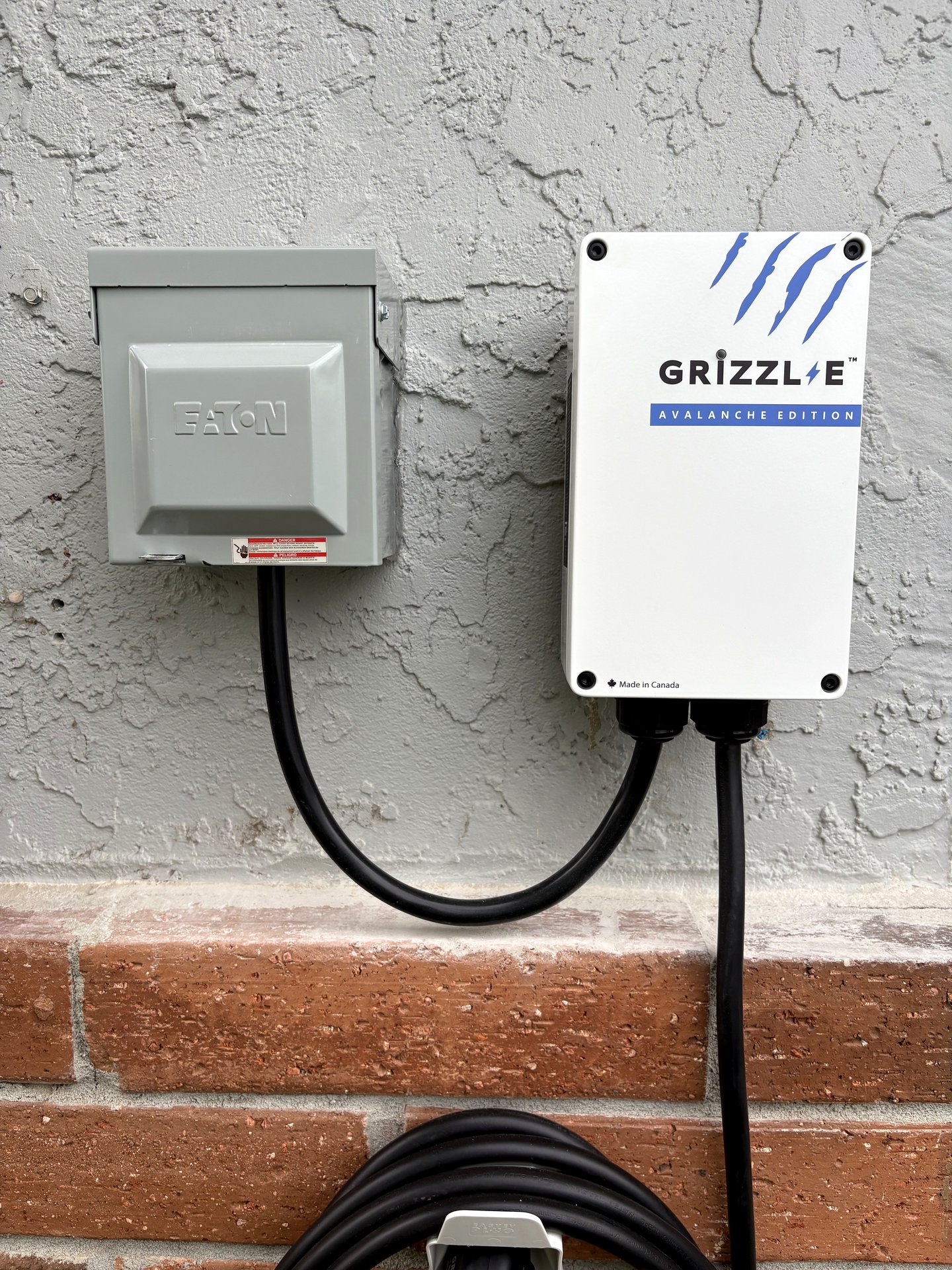 Battery / EV charger install with disconnect