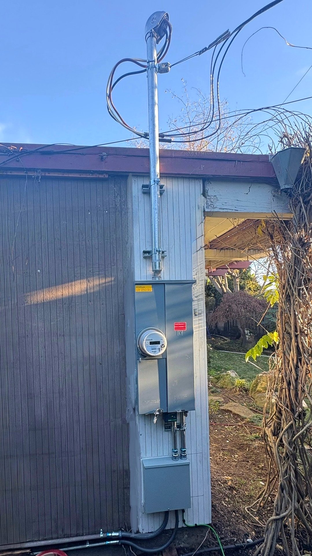 Service entrance for a standby generator